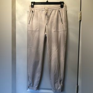 Athleta Women’s Joggers Size 8